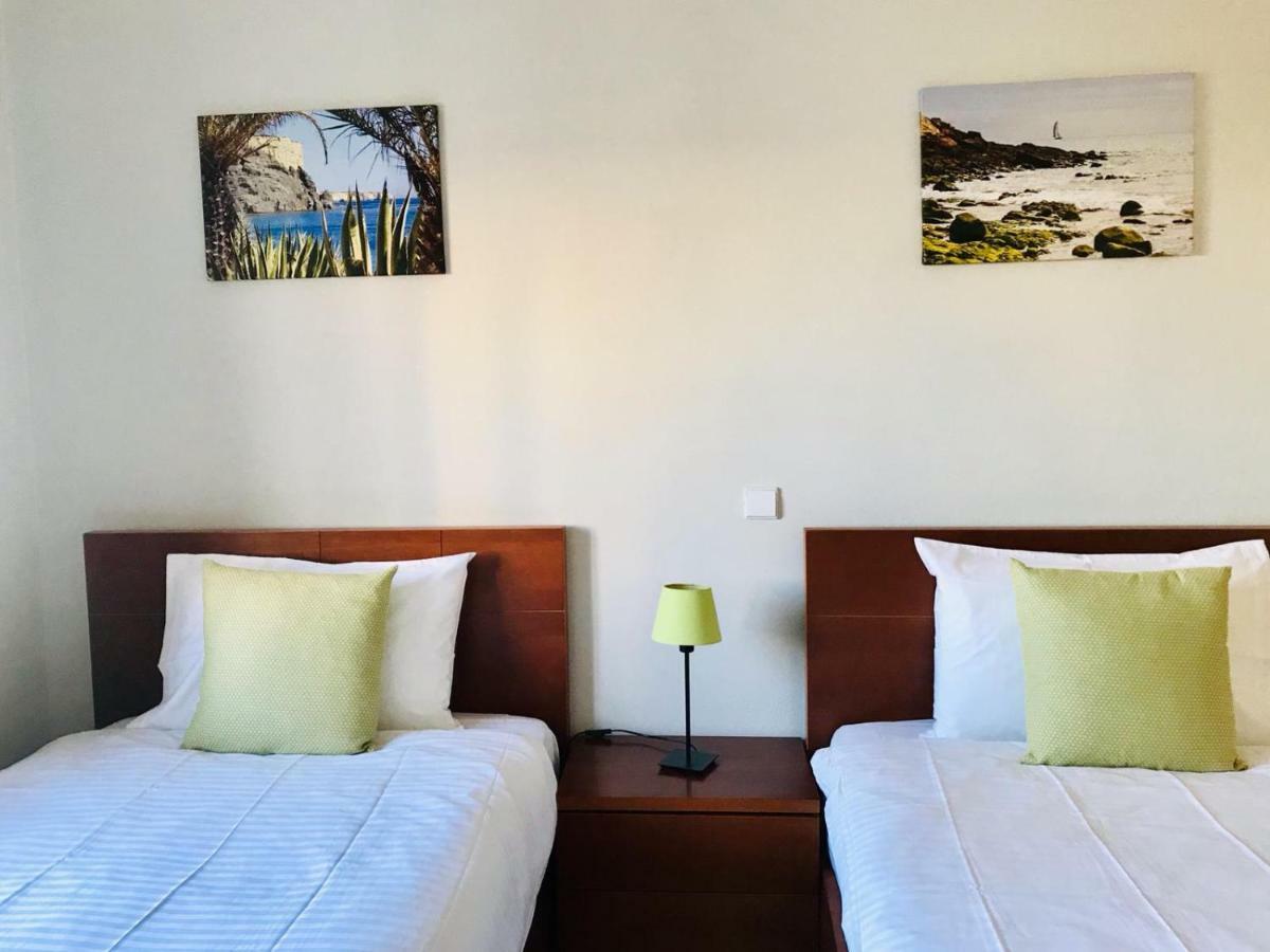 The Hoffy Beach Apartment Lagos Esterno foto